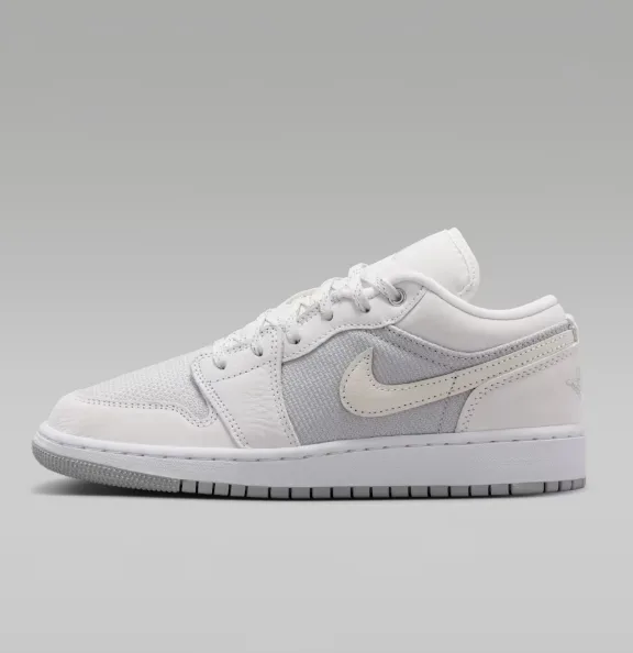 Giày Air Jordan 1 Low SE